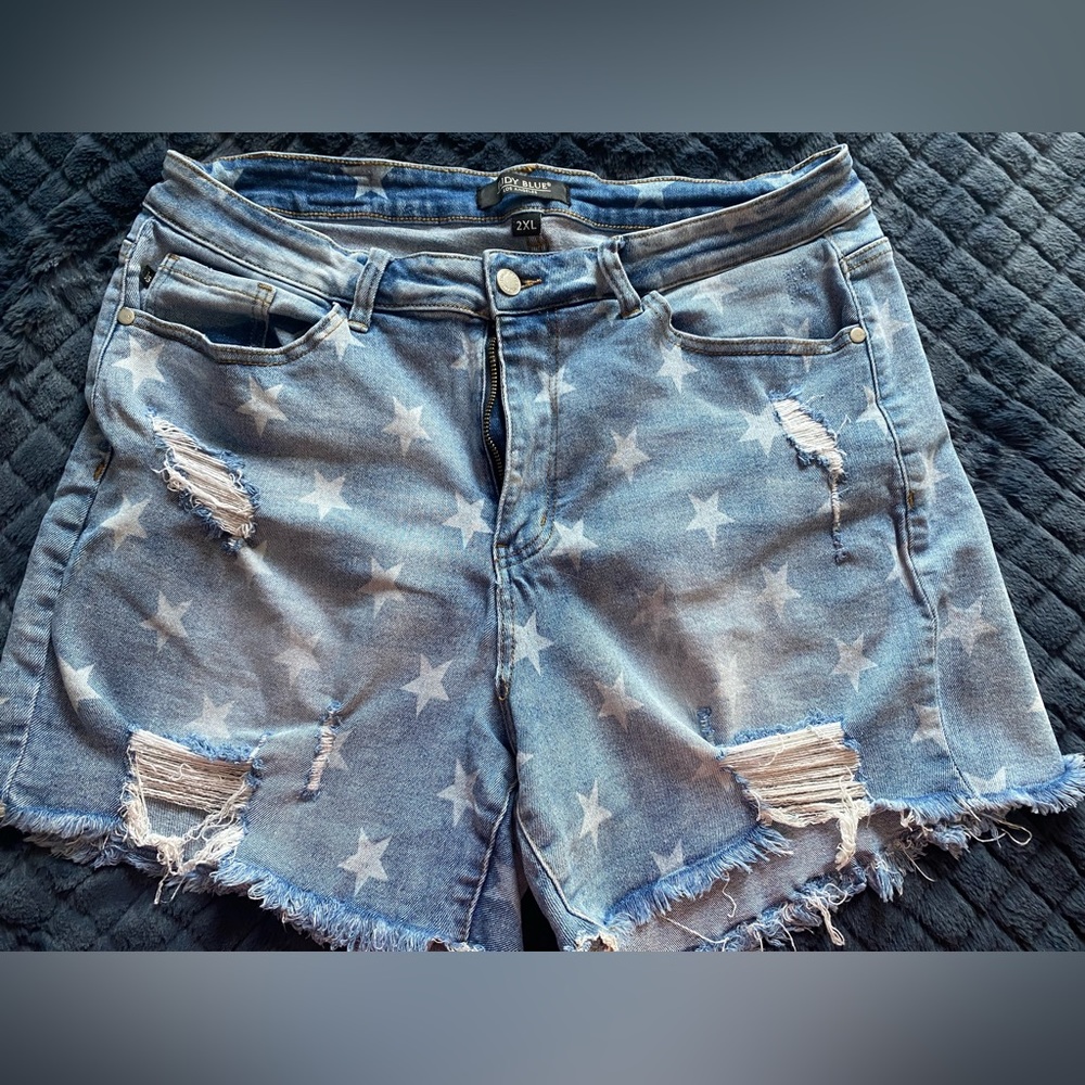 Judy Blue Star Denim Shorts
